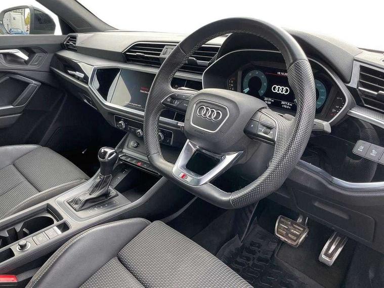 Audi Audi Q3