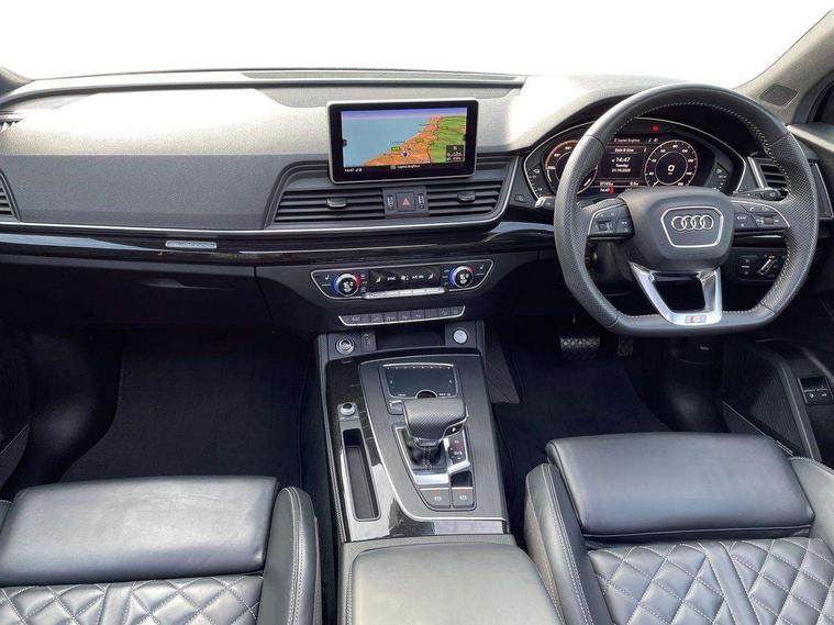Audi Audi Q5