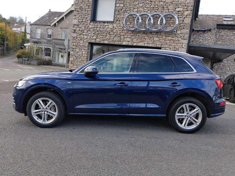 Audi Audi Q5