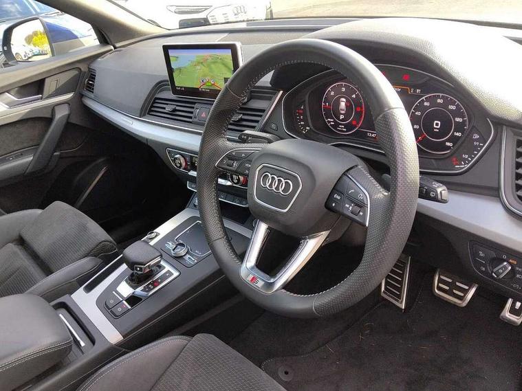 Audi Audi Q5