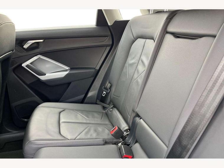 Audi Audi Q3