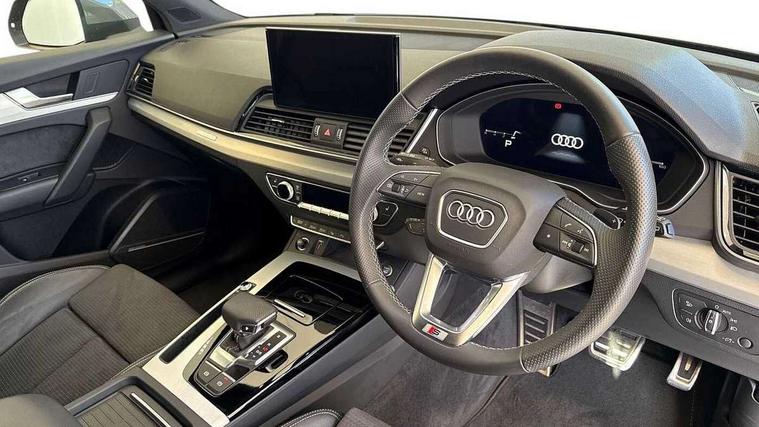 Audi Audi Q5