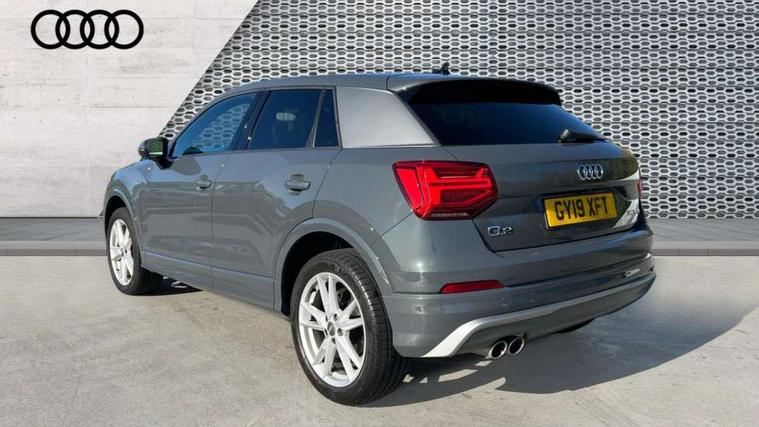 Audi Audi Q2