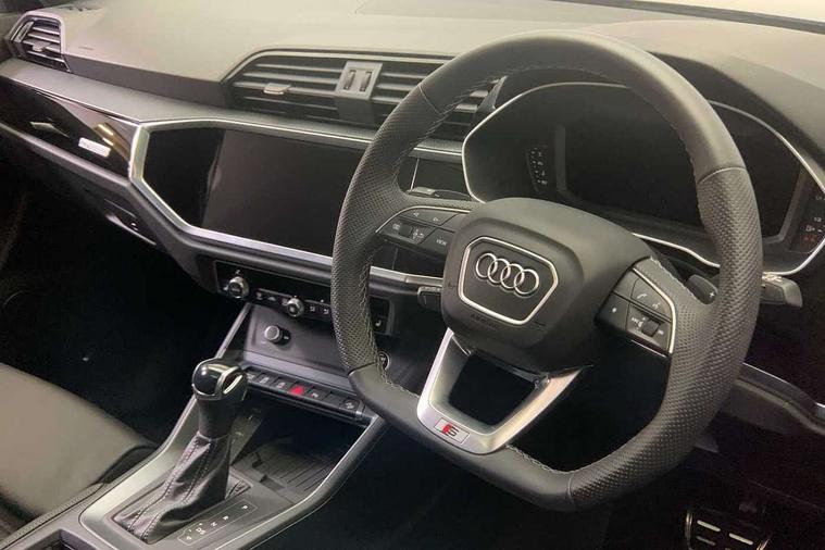Audi Audi Q3