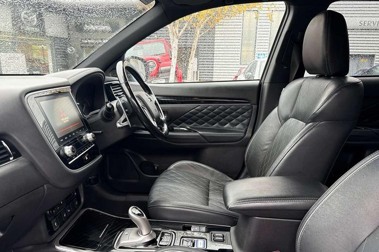 Mitsubishi Mitsubishi Outlander