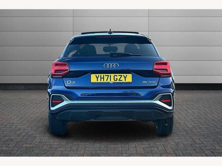Audi Audi Q2