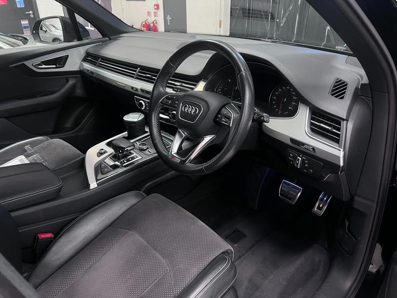 Audi Audi Q7