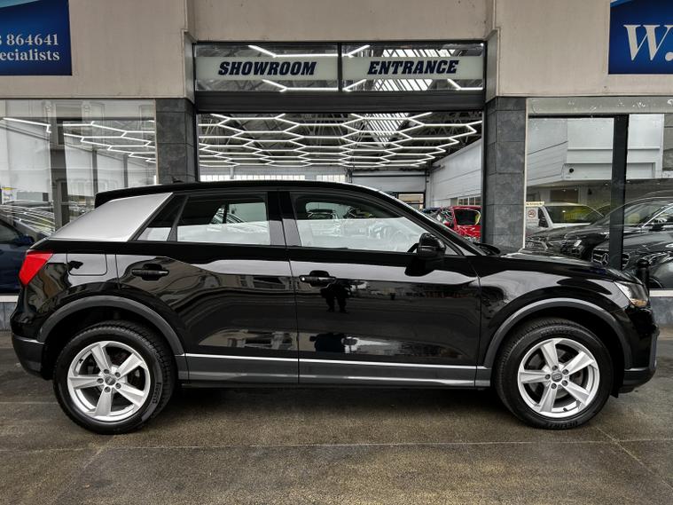 Audi Audi Q2