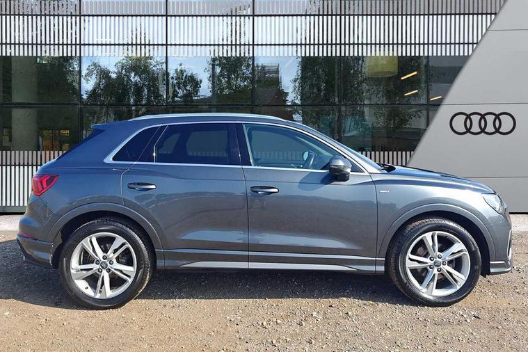 Audi Audi Q3