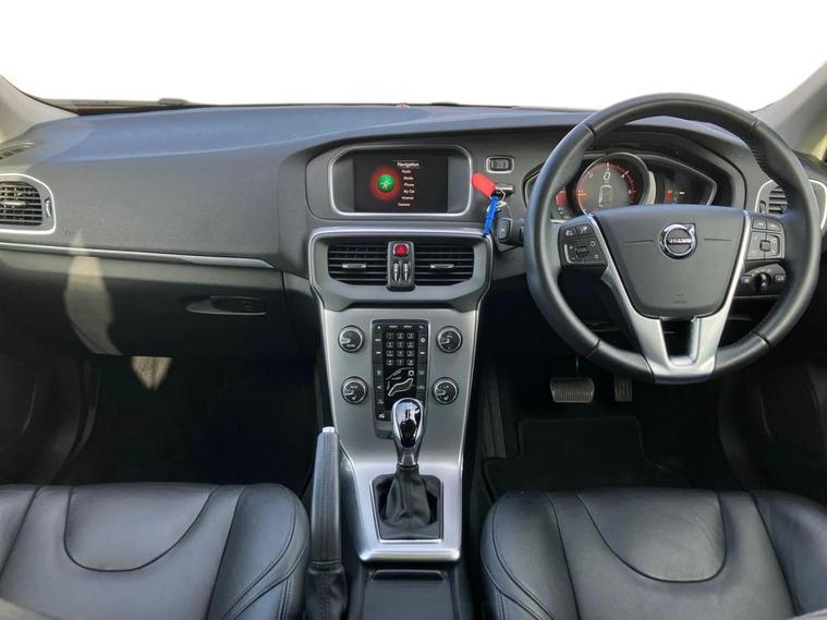 Volvo Volvo V40
