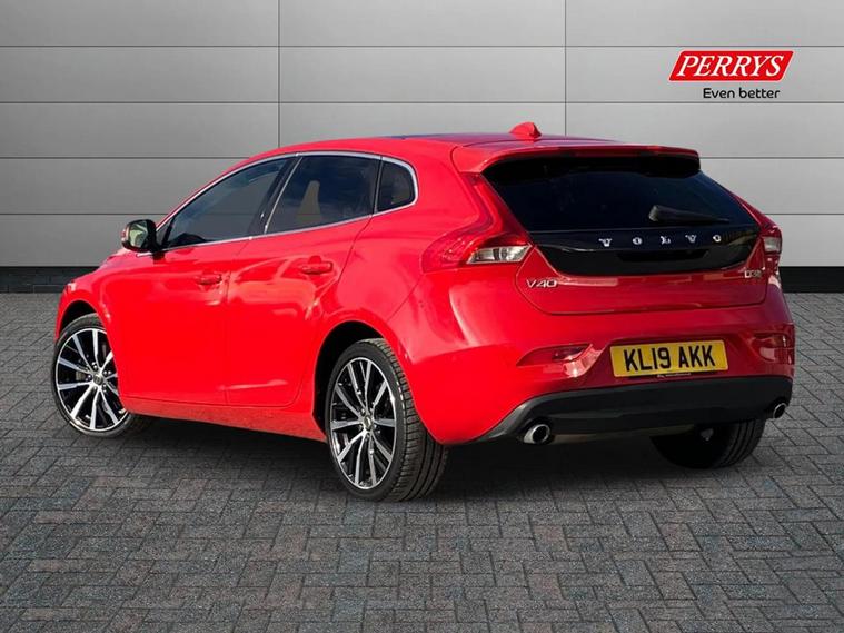 Volvo Volvo V40