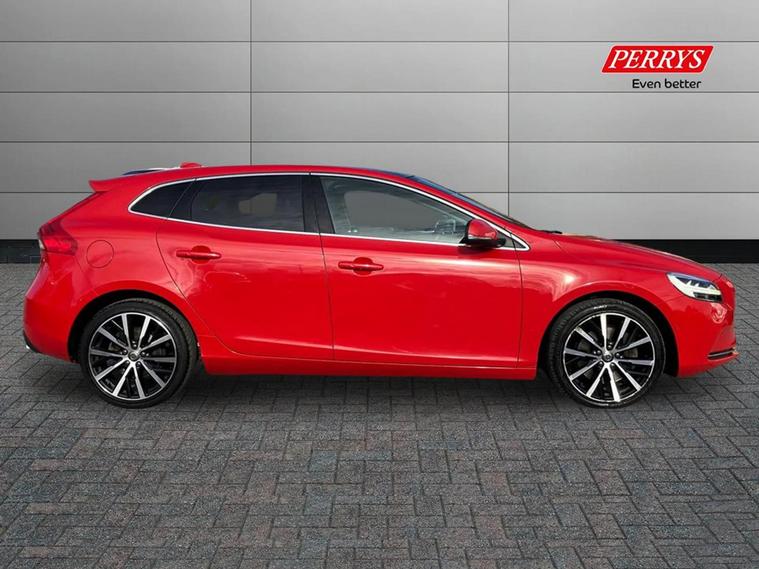 Volvo Volvo V40