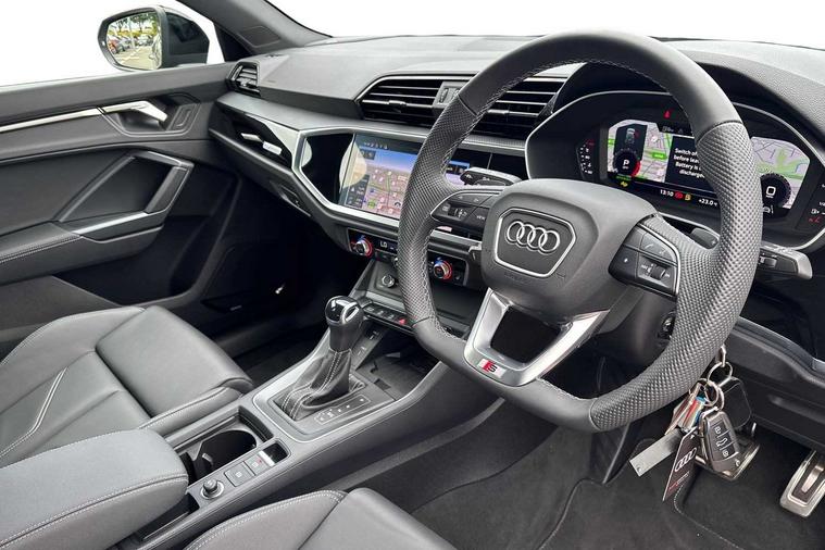 Audi Audi Q3