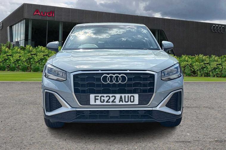 Audi Audi Q2