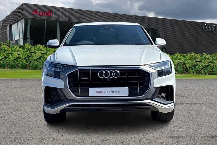 Audi Audi Q8