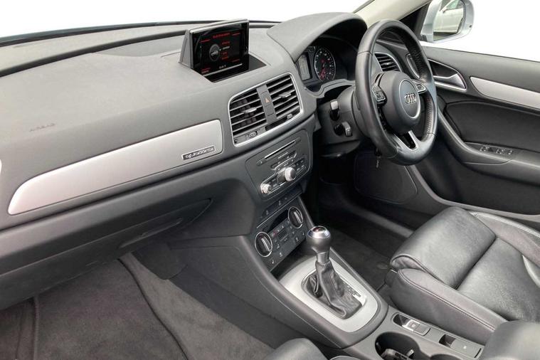 Audi Audi Q3