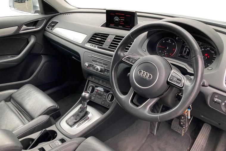 Audi Audi Q3