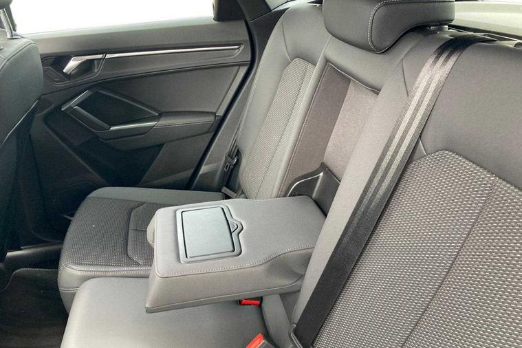 Audi Audi Q3