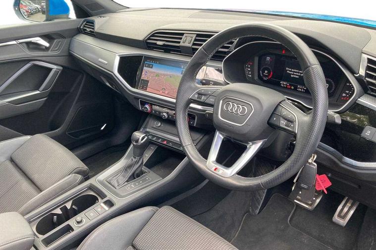 Audi Audi Q3