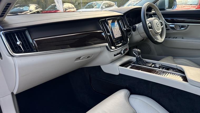 Volvo Volvo V90