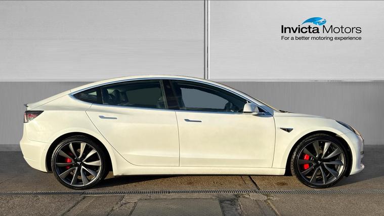 Tesla Tesla Model 3
