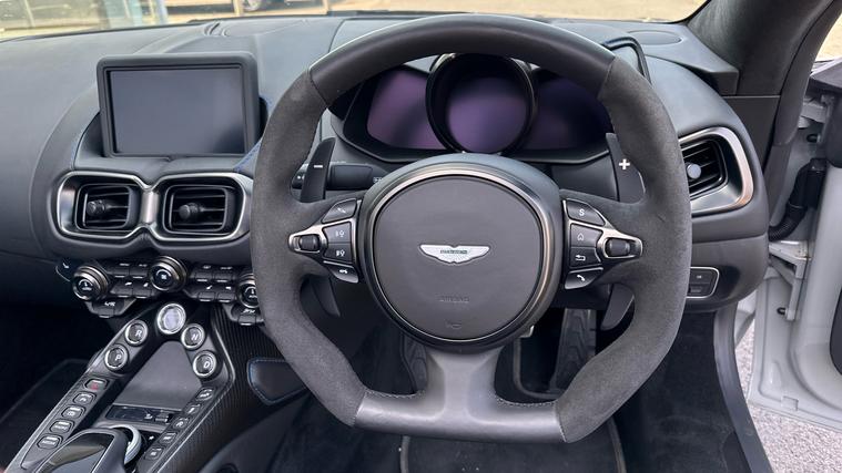 Aston Martin Aston Martin Vantage