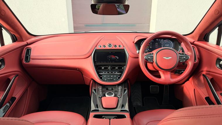 Aston Martin Aston Martin DBX