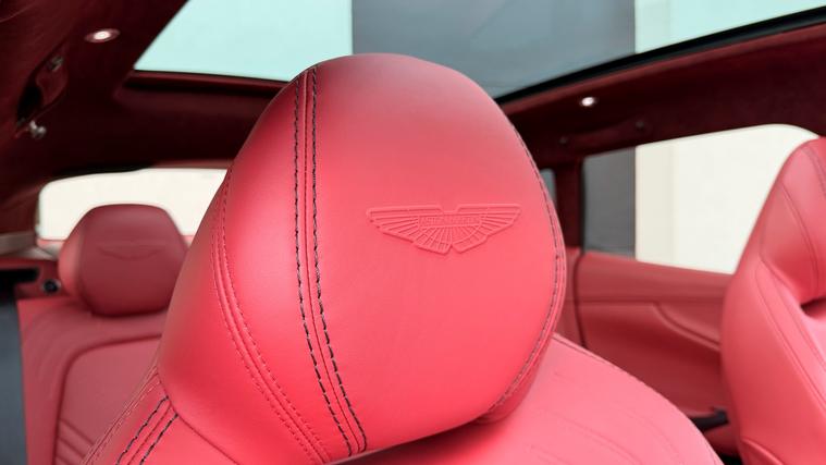 Aston Martin Aston Martin DBX