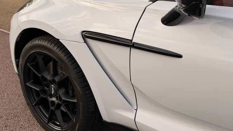 Aston Martin Aston Martin DBX