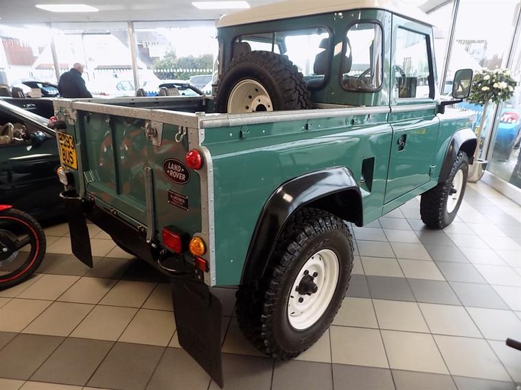 Land Rover Land Rover Defender