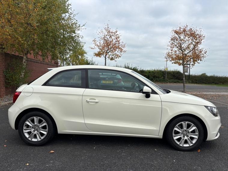 Audi Audi A1