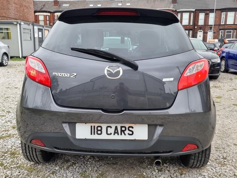 Mazda Mazda 2
