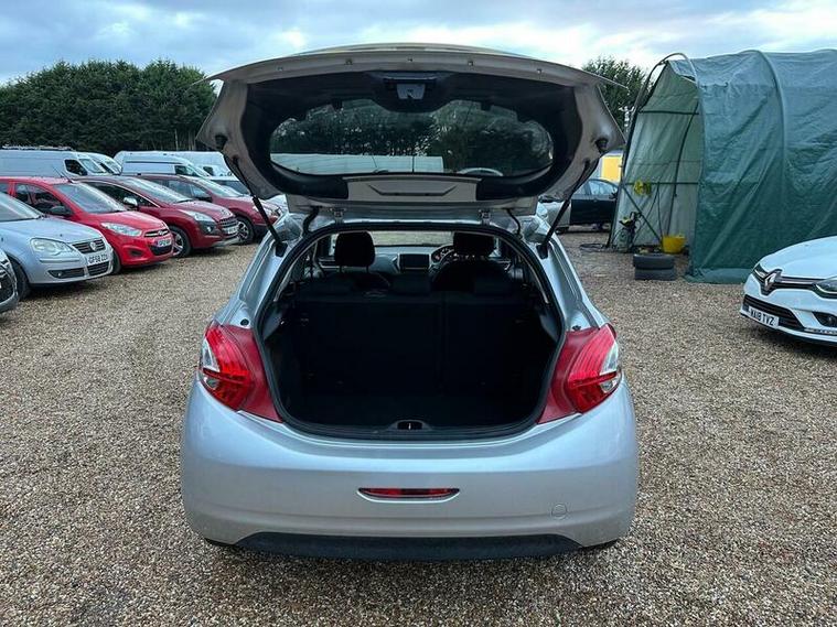 Peugeot Peugeot 208