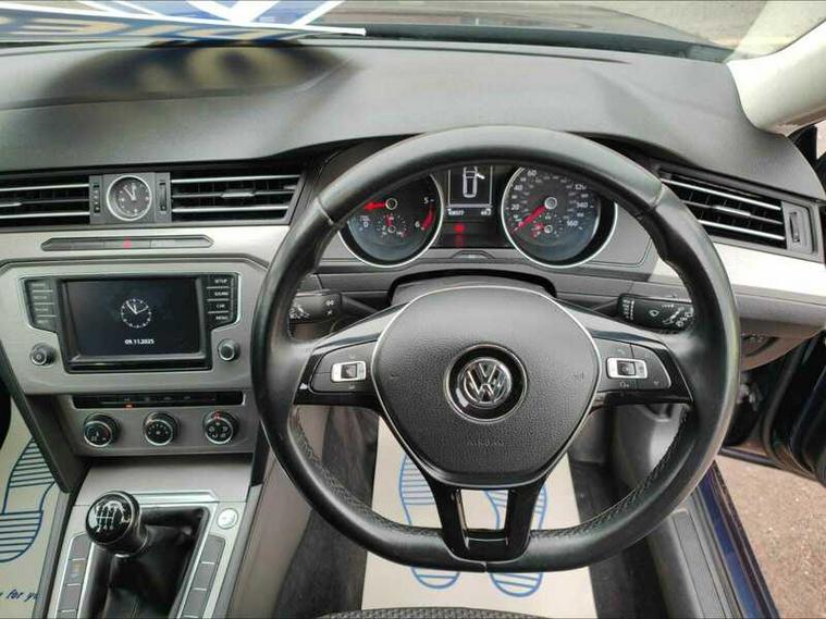Volkswagen Volkswagen Passat