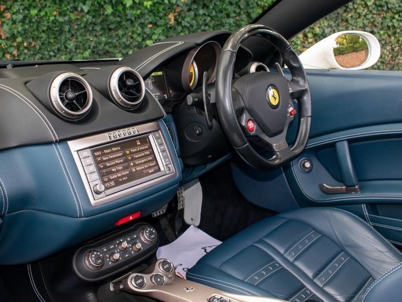 Ferrari Ferrari California