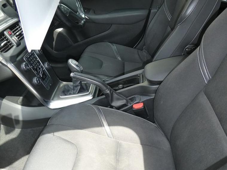 Volvo Volvo V40