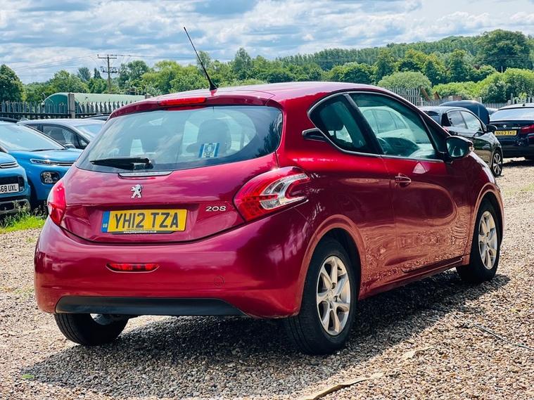 Peugeot Peugeot 208