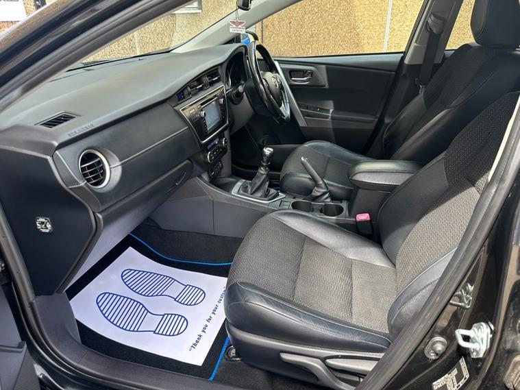 Toyota Toyota Auris