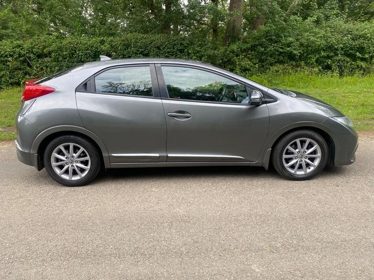 Honda Civic — photo 8