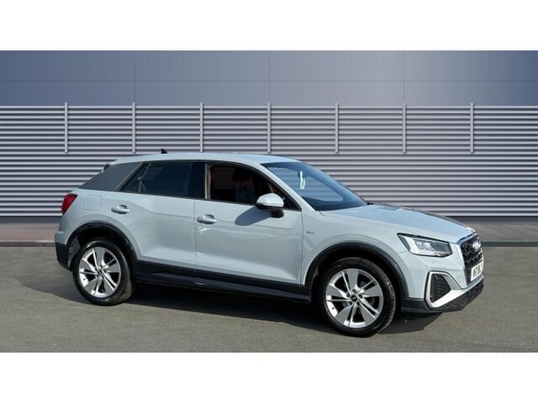 Audi Audi Q2