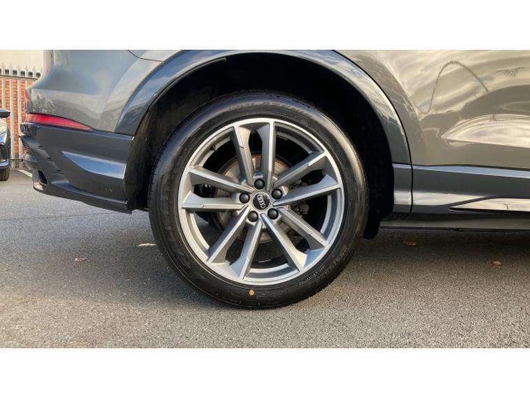 Audi Audi Q3