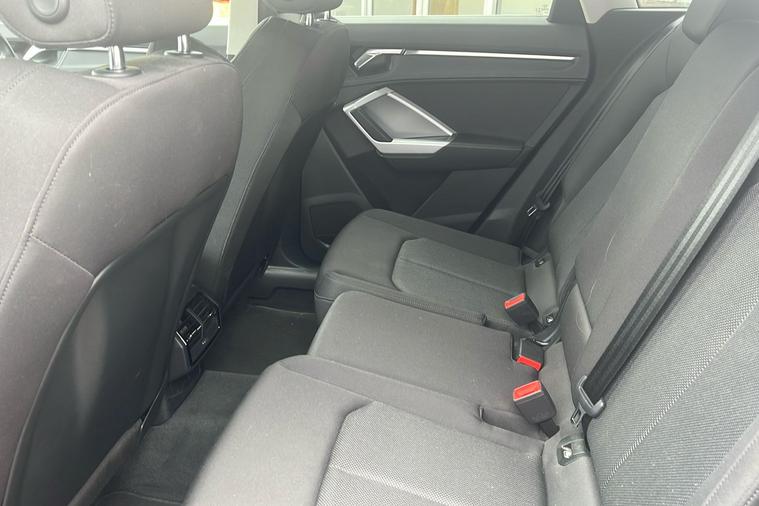Audi Audi Q3
