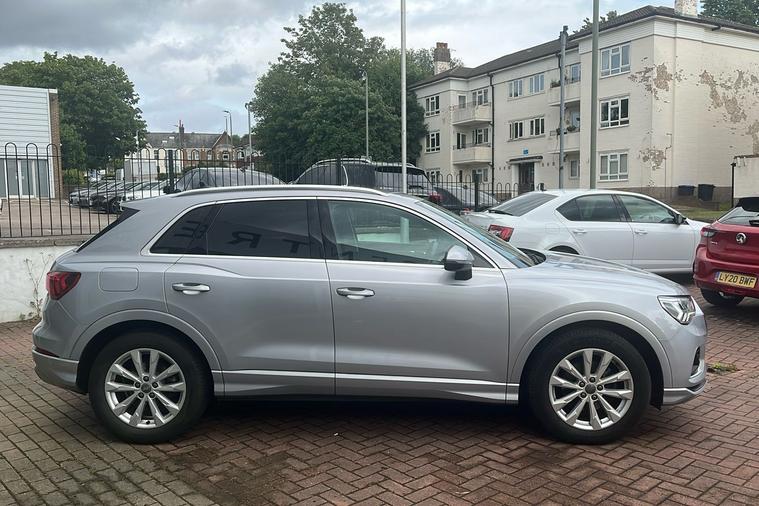 Audi Audi Q3